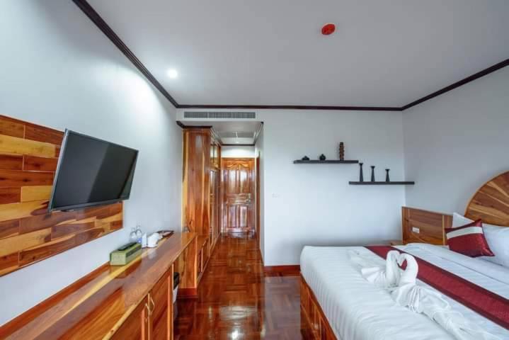 Sky View Hotel Buriram Eksteriør bilde